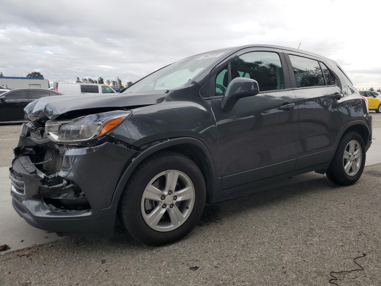 Image 1 of 2020 CHEVROLET TRAX LS 2020 with VIN 3GNCJKSB7LL233747