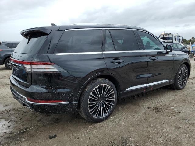 Obraz 3 z 2023 LINCOLN AVIATOR BLACK LABEL 2023 z VIN 5LM5J9XC3PGL07129