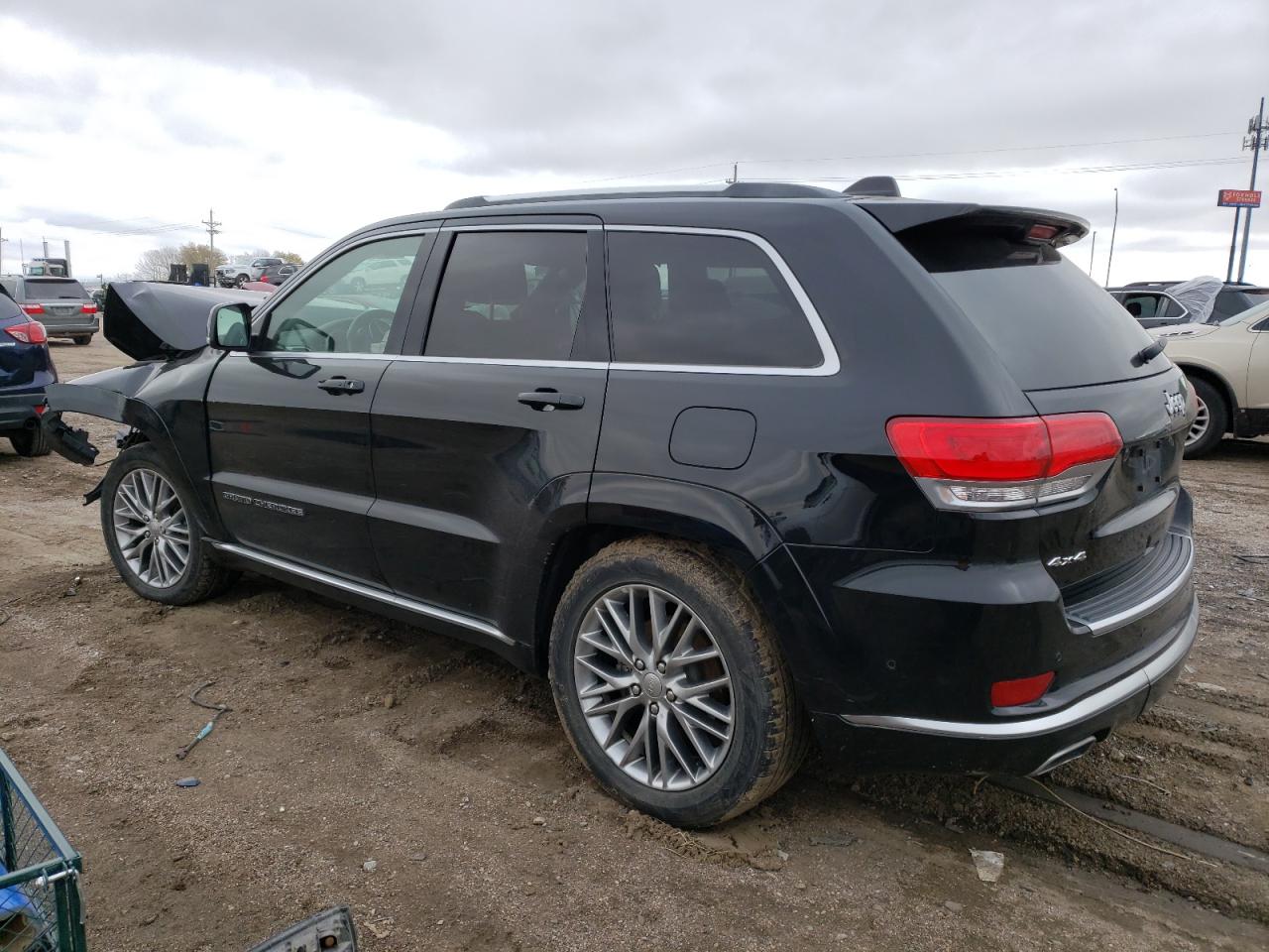 Image 2 of 2018 JEEP GRAND CHEROKEE SUMMIT 2018 with VIN 1C4RJFJG8JC394091