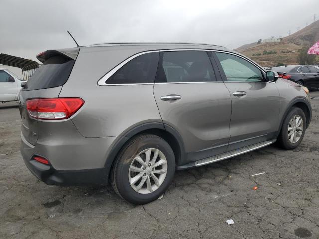 Image 3 of 2016 KIA SORENTO LX 2016 with VIN 5XYPG4A31GG071951