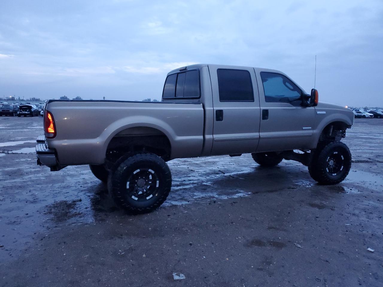 Изображение 3 2006 FORD F250 SUPER DUTY 2006 с VIN 1FTSW21P66EC77553