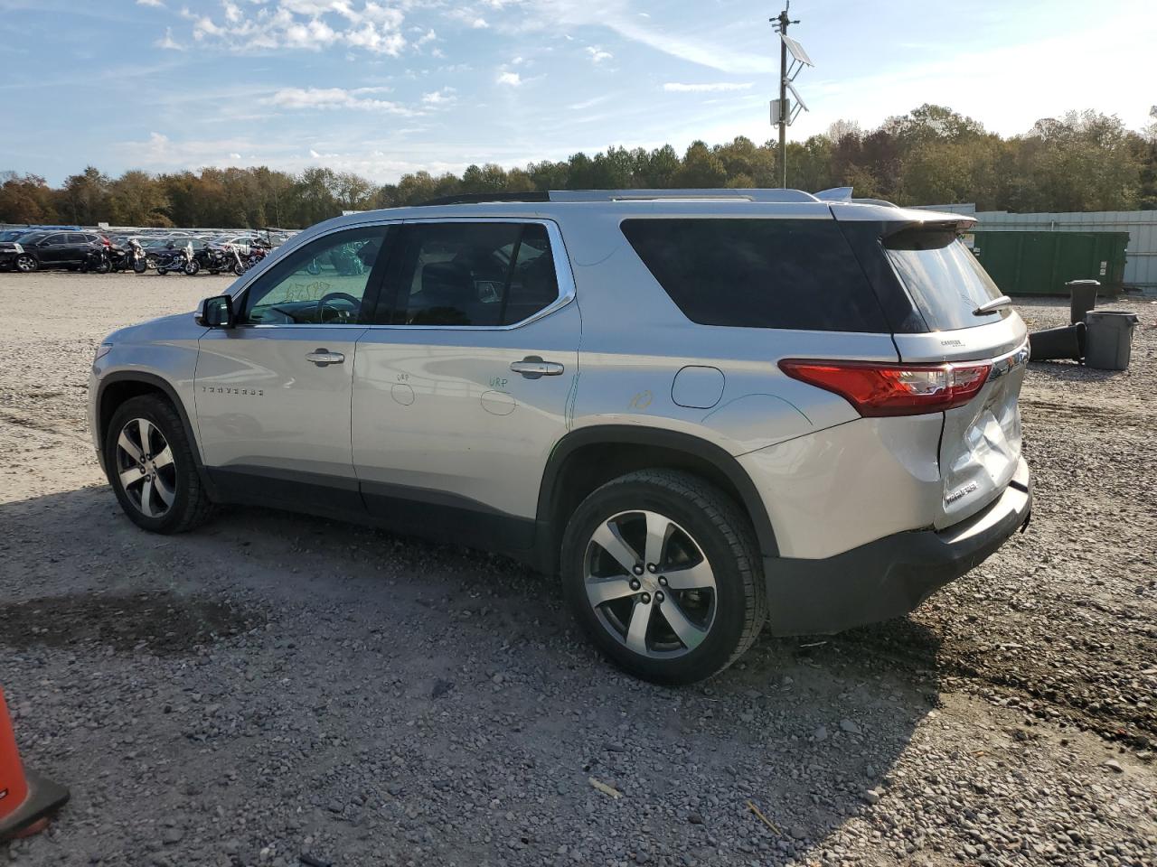 Obraz 2 z 2018 CHEVROLET TRAVERSE LT 2018 z VIN 1GNERHKW6JJ209399