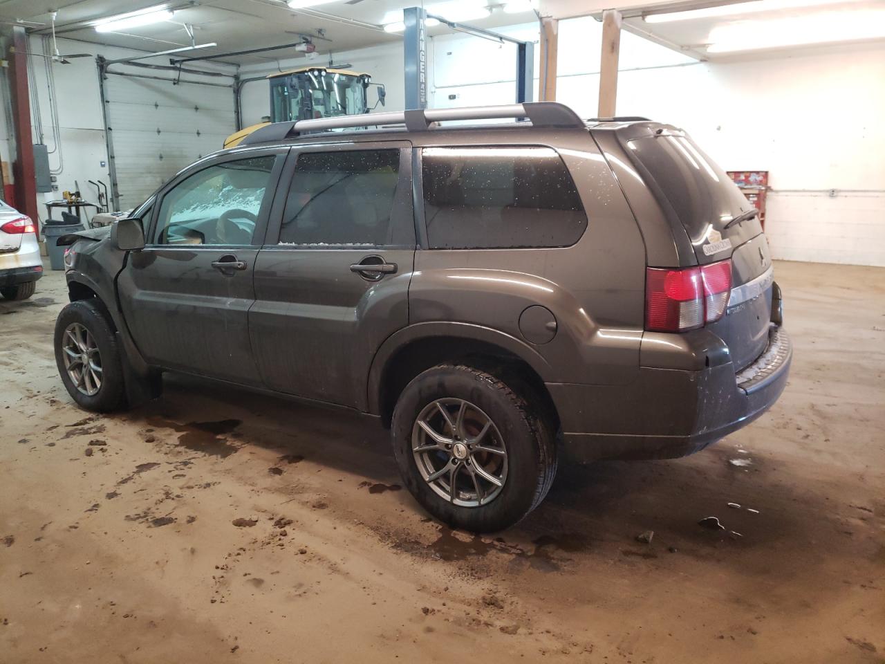 Obraz 2 z 2010 MITSUBISHI ENDEAVOR LS 2010 z VIN 4A4JN2AS0AE001759