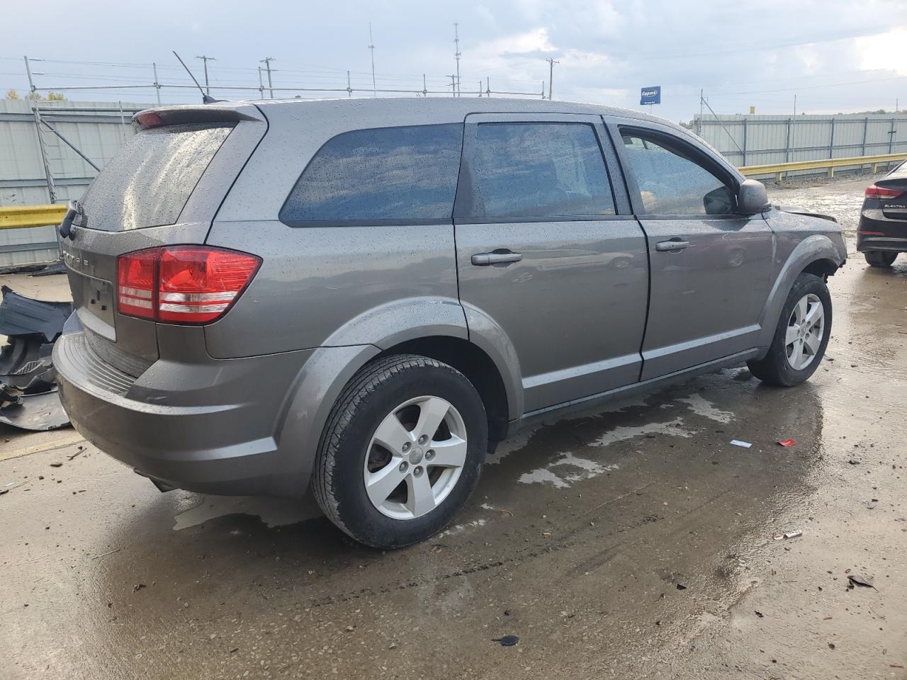 Image 3 of 2013 DODGE JOURNEY SE 2013 with VIN 3C4PDCABXDT631044