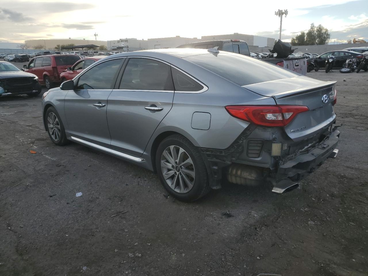 Изображение 2 2015 HYUNDAI SONATA SPORT 2015 с VIN 5NPE34AF4FH081684