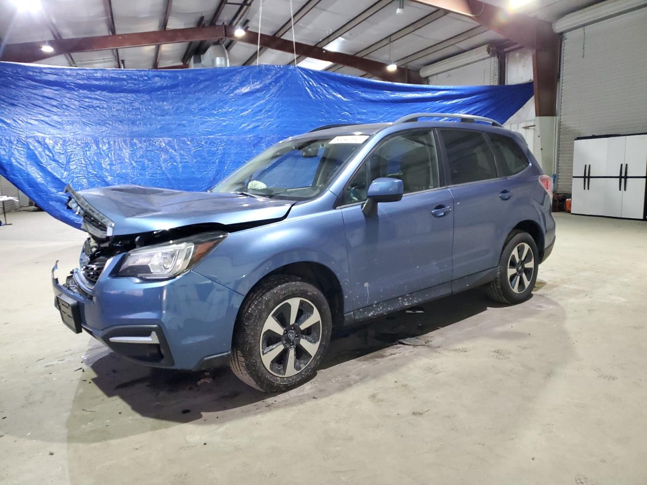 Изображение 1 2017 SUBARU FORESTER 2.5I LIMITED 2017 с VIN JF2SJARC6HH422085