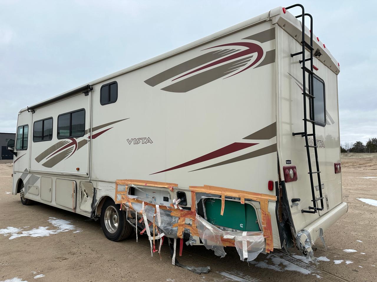 Image 3 of 2018 FORD F53  2018 with VIN 1F65F5DY9J0A05090