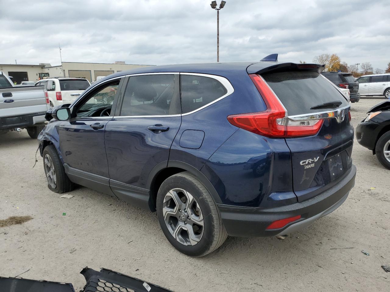 Image 2 of 2019 HONDA CR-V EX 2019 with VIN 2HKRW2H52KH643781