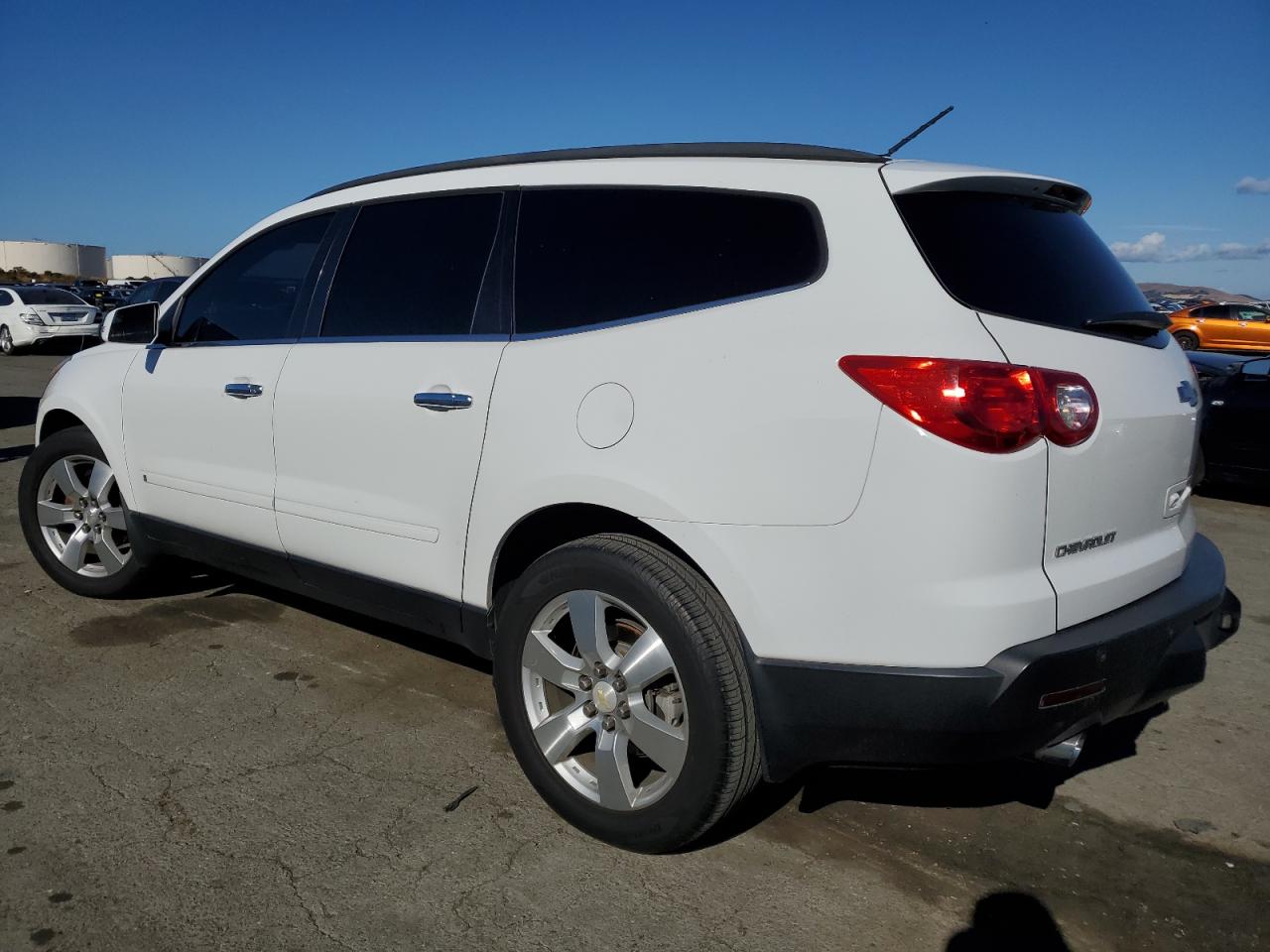 Изображение 2 2009 CHEVROLET TRAVERSE LTZ 2009 с VIN 1GNEV33D49S108573