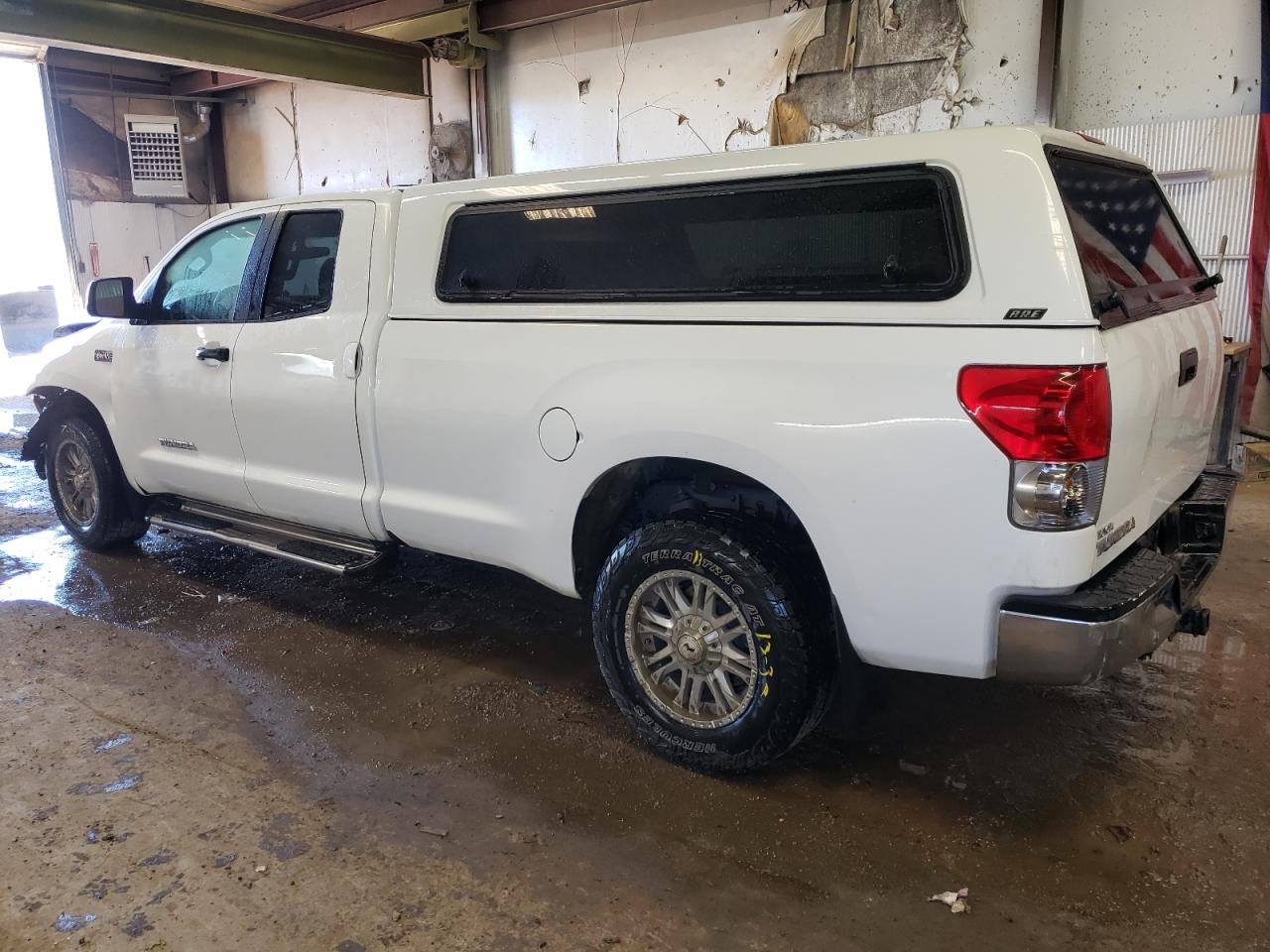Obraz 2 z 2008 TOYOTA TUNDRA DOUBLE CAB 2008 z VIN 5TFSV54168X005085