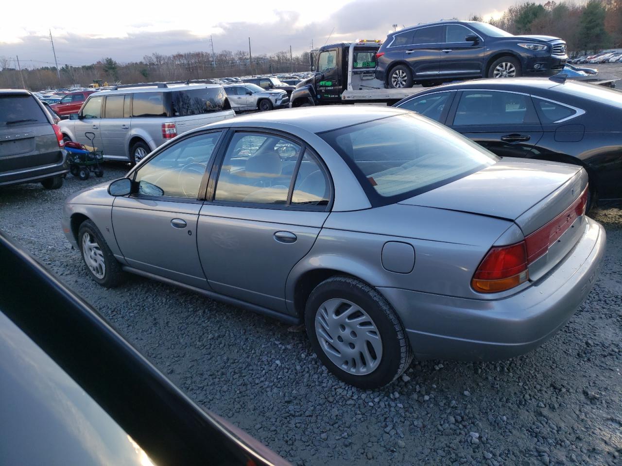 Image 2 of 1999 SATURN SL2  1999 with VIN 1G8ZK5277XZ261991