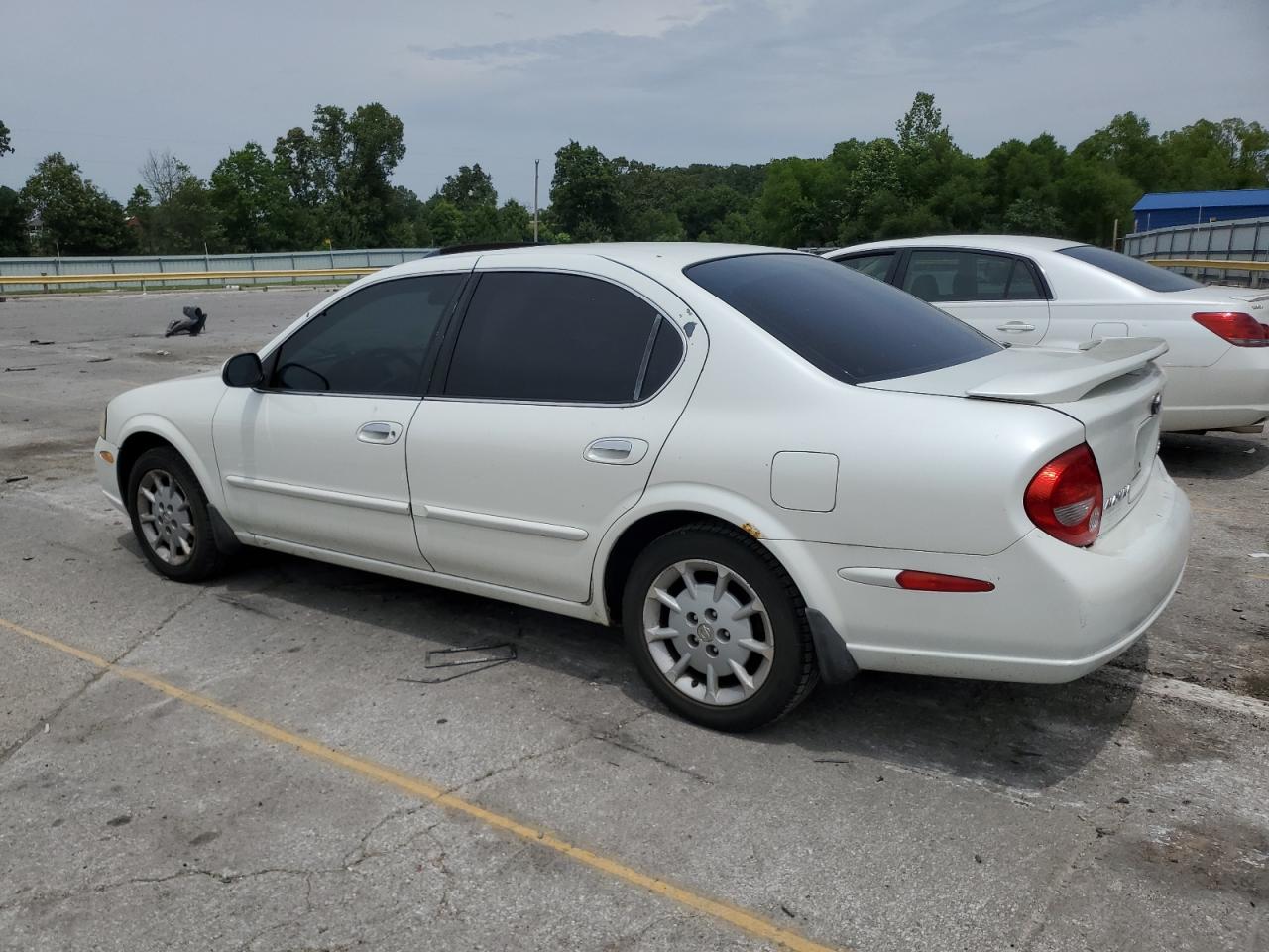 Изображение 2 2000 NISSAN MAXIMA GLE 2000 с VIN JN1CA31A1YT005501