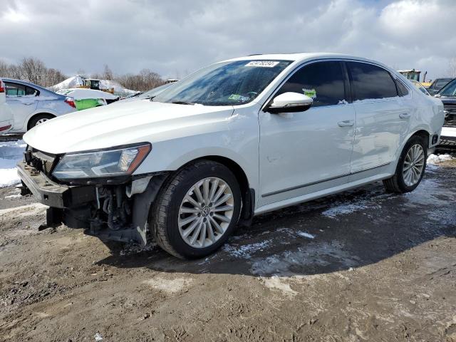 Image 1 of 2017 VOLKSWAGEN PASSAT SE 2017 with VIN 1VWBT7A30HC010021