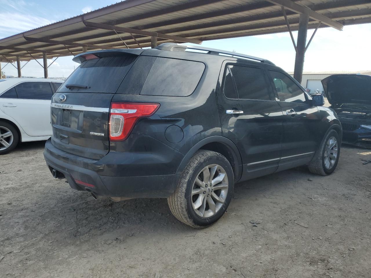 Image 3 of 2014 FORD EXPLORER XLT 2014 with VIN 1FM5K7D81EGA02973