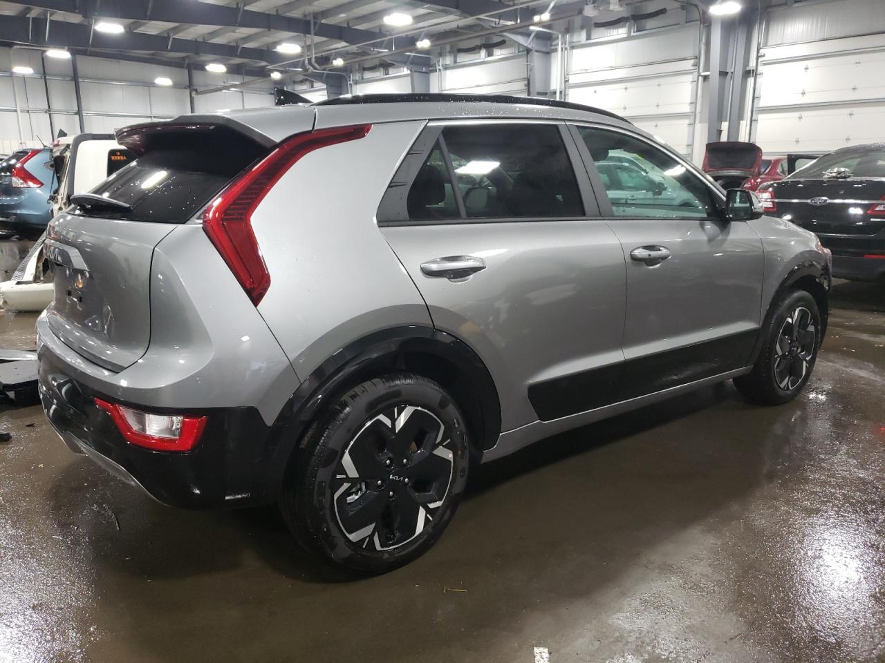 Image 3 of Kia Niro Wind 2023 with VIN KNDCR3L10P5072399