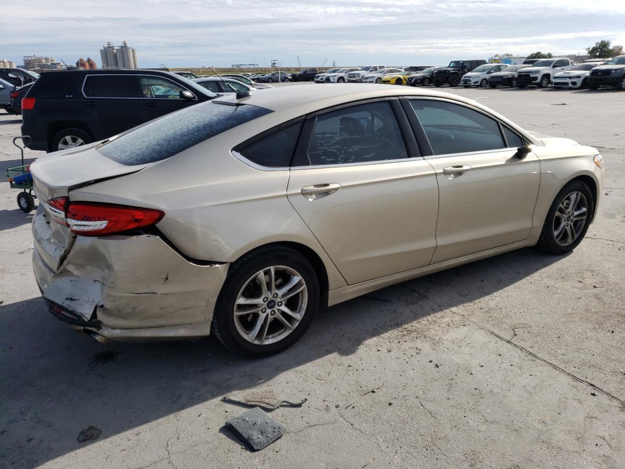 Image 3 of 2018 FORD FUSION SE 2018 with VIN 3FA6P0H77JR125611