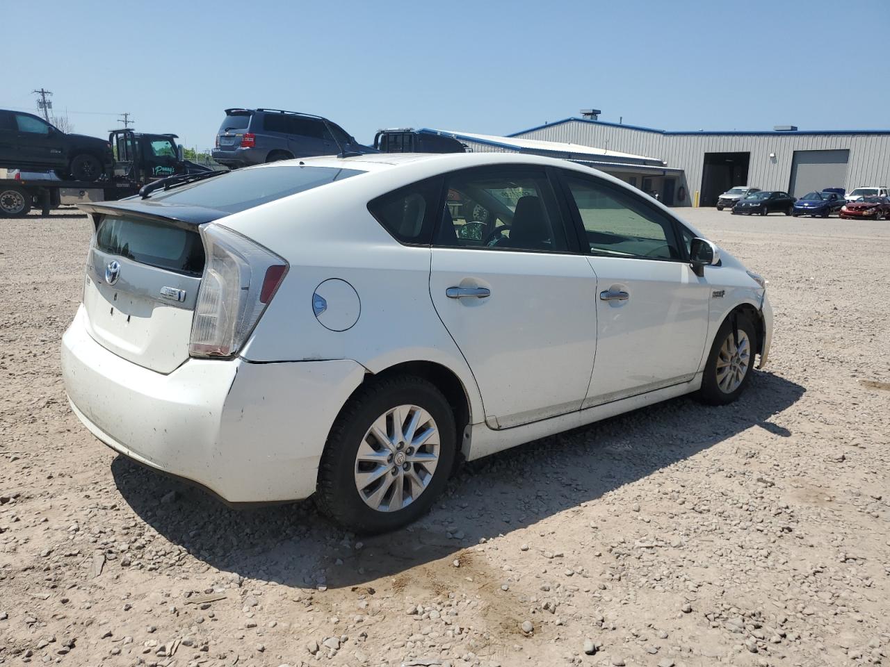 Image 3 of 2013 TOYOTA PRIUS PLUG-IN  2013 with VIN JTDKN3DPXD3031165
