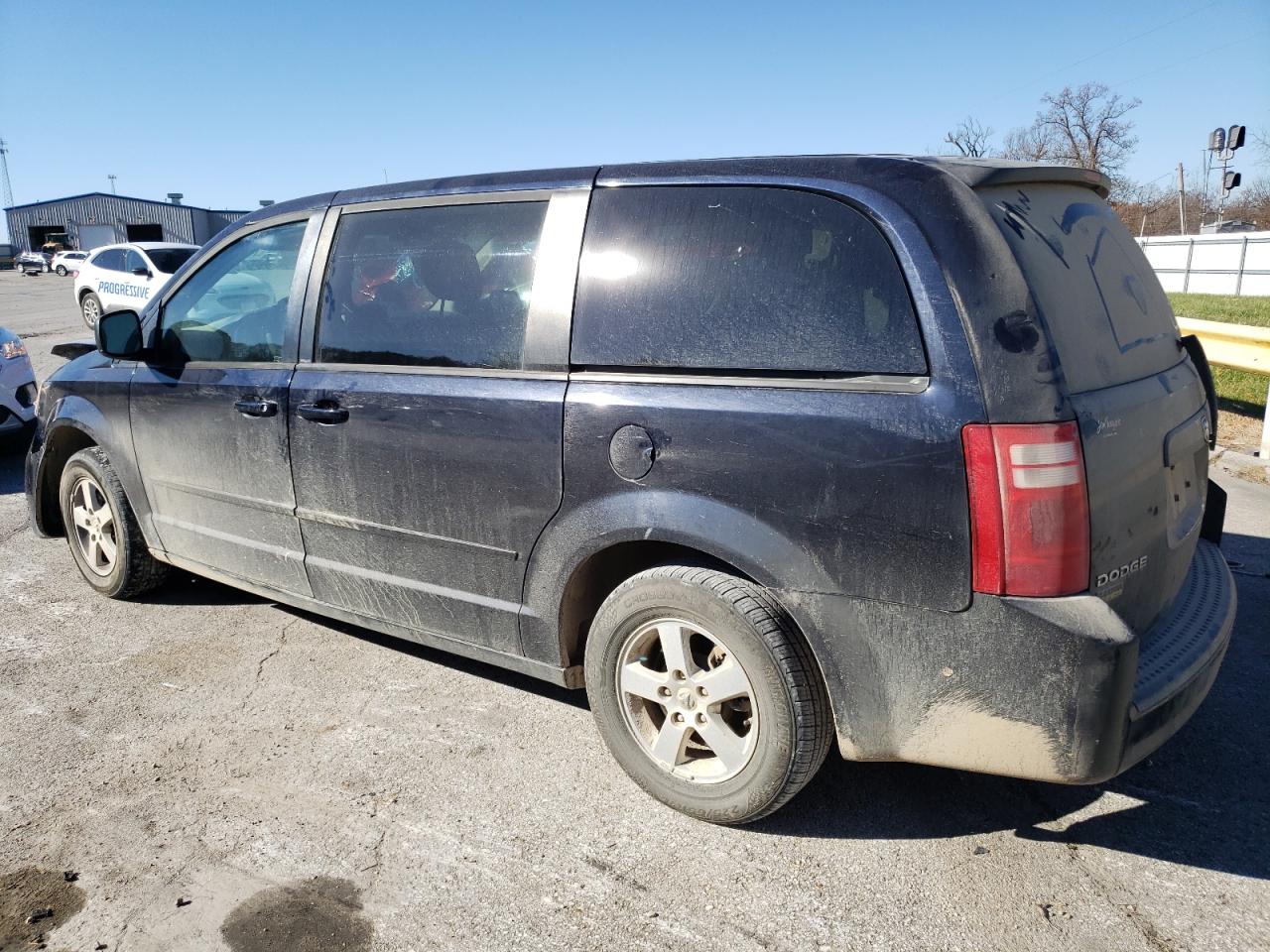 Obraz 2 z 2010 DODGE GRAND CARAVAN SE 2010 z VIN 2D4RN4DE5AR143557