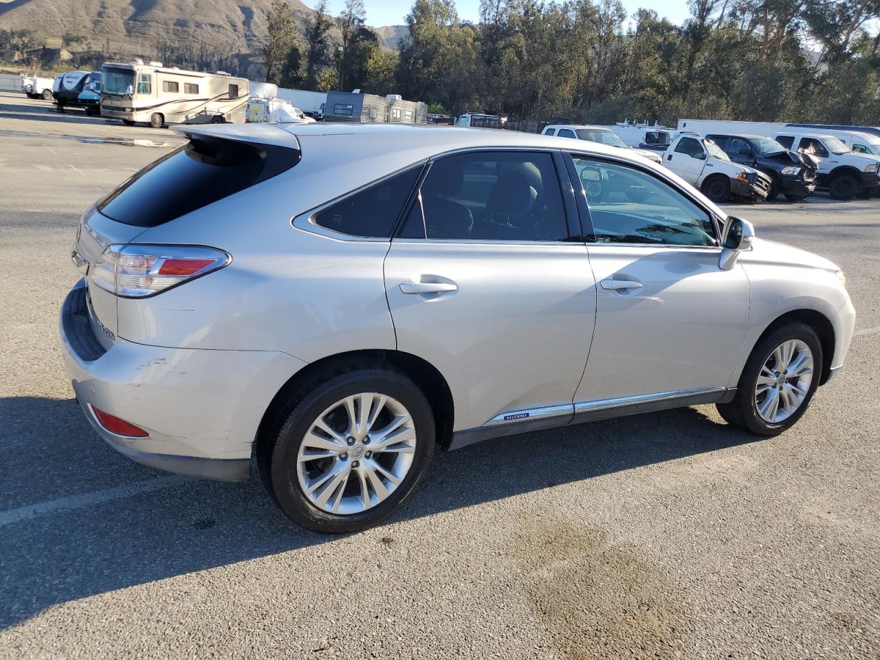 Obraz 3 z 2010 LEXUS RX 450 2010 z VIN JTJZB1BA8A2001834