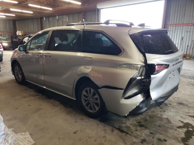 Image 2 of 2022 TOYOTA SIENNA XLE 2022 with VIN 5TDJRKEC6NS118342