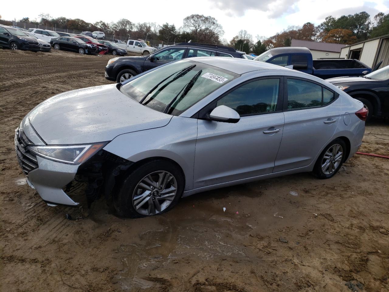 Image 1 of 2020 HYUNDAI ELANTRA SEL 2020 with VIN KMHD84LFXLU092549