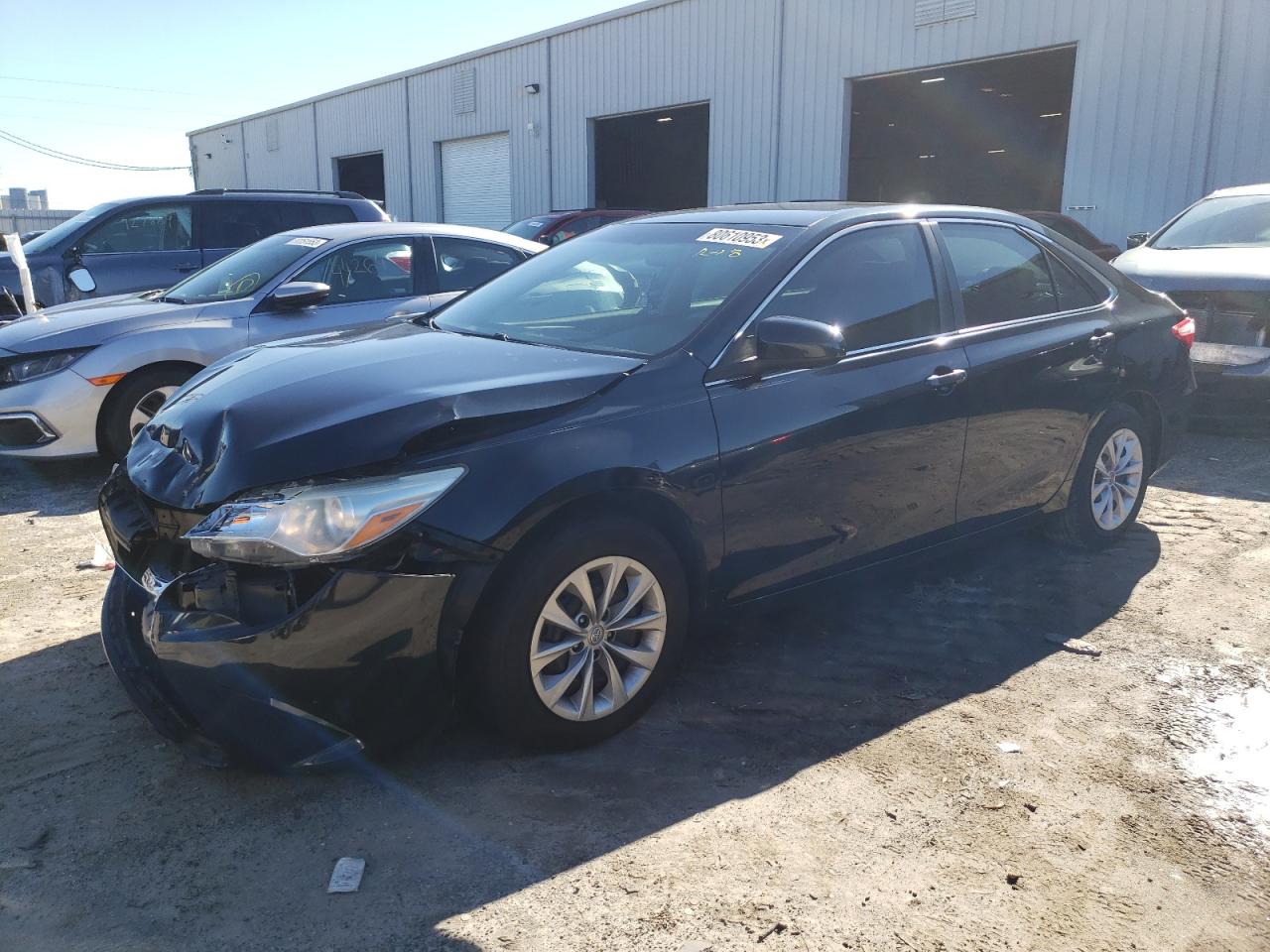 Изображение 1 2015 TOYOTA CAMRY LE 2015 с VIN 4T4BF1FK4FR469312