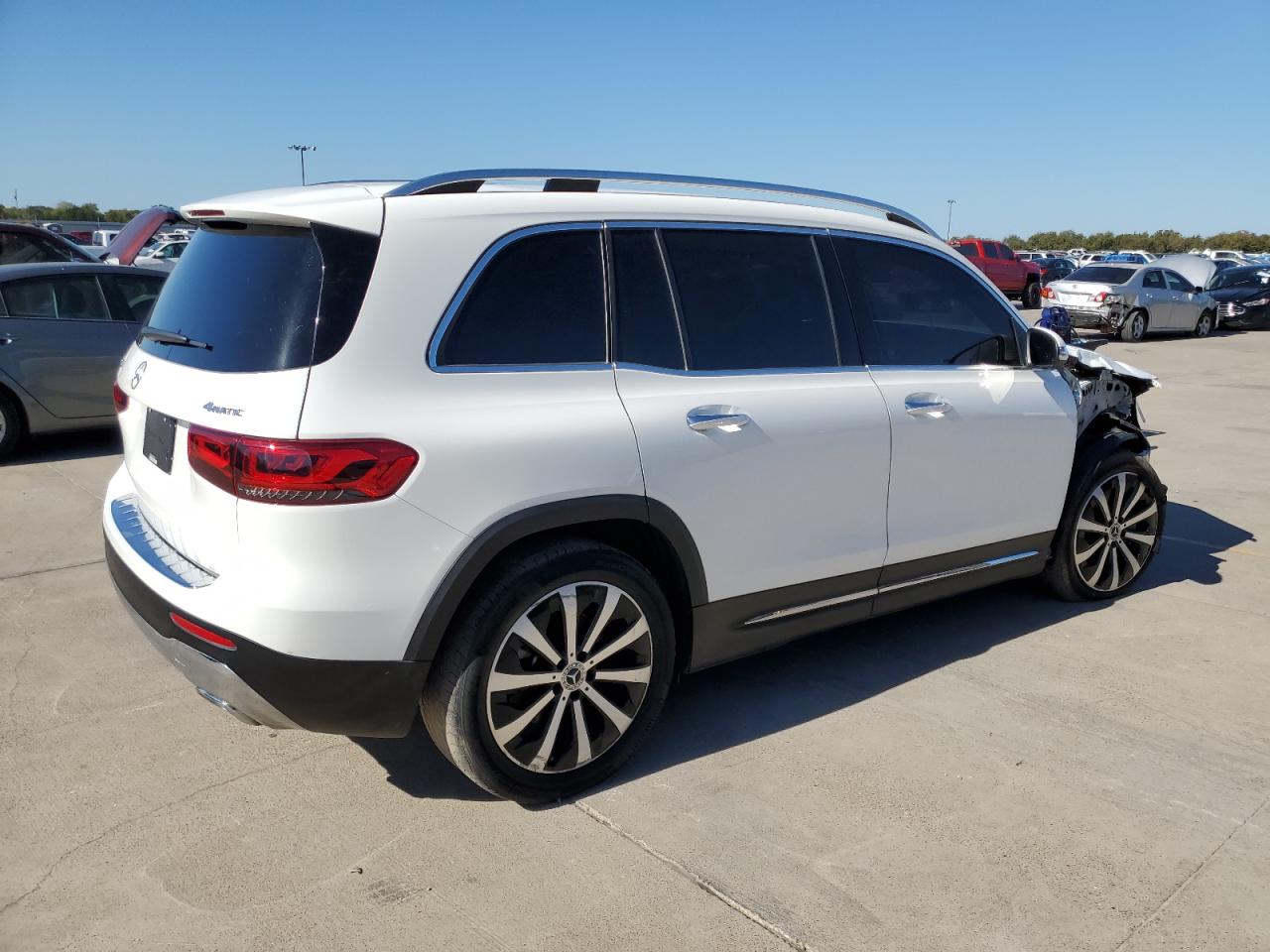 Изображение 3 2022 MERCEDES-BENZ GLB 250 4MATIC 2022 с VIN W1N4M4HB6NW259463