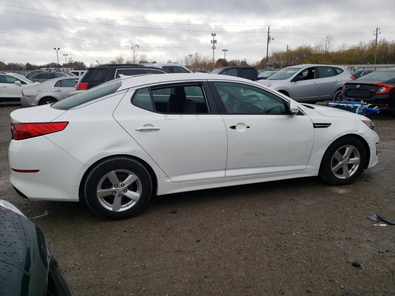 Image 3 of 2015 KIA OPTIMA LX 2015 with VIN KNAGM4A70F5646802