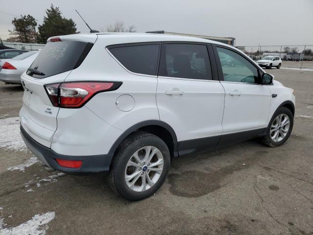 Image 3 of 2017 FORD ESCAPE SE 2017 with VIN 1FMCU9GD1HUB90311