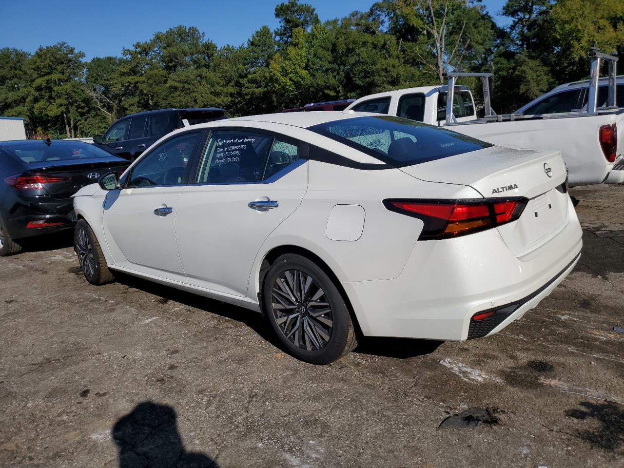 Image 2 of 2024 NISSAN ALTIMA SV 2024 with VIN 1N4BL4DV7RN300119