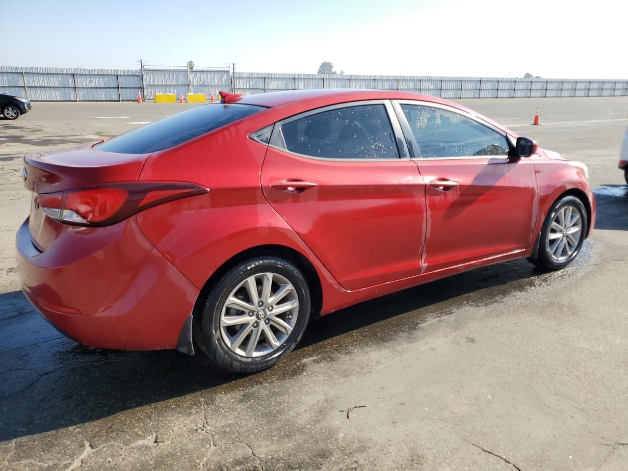 Image 3 of 2016 HYUNDAI ELANTRA SE 2016 with VIN KMHDH4AE6GU586570