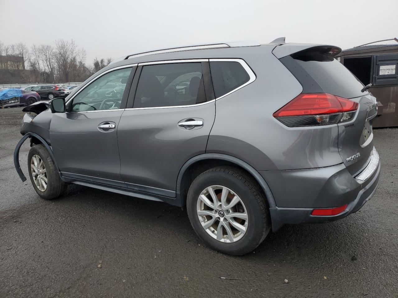 Obraz 2 z 2017 NISSAN ROGUE S 2017 z VIN KNMAT2MV8HP599147