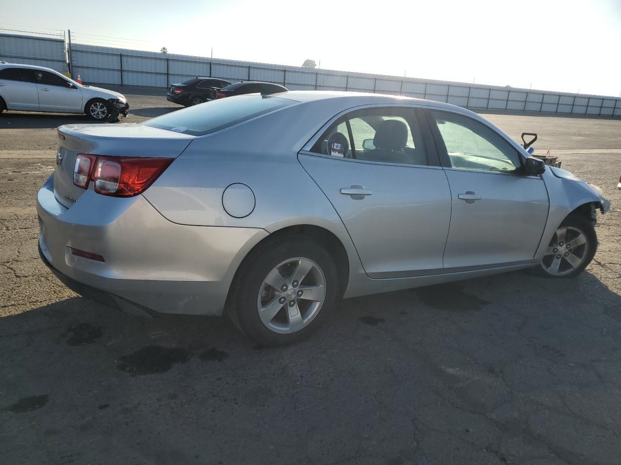 Obraz 3 z 2015 CHEVROLET MALIBU LS 2015 z VIN 1G11A5SL4FF230435