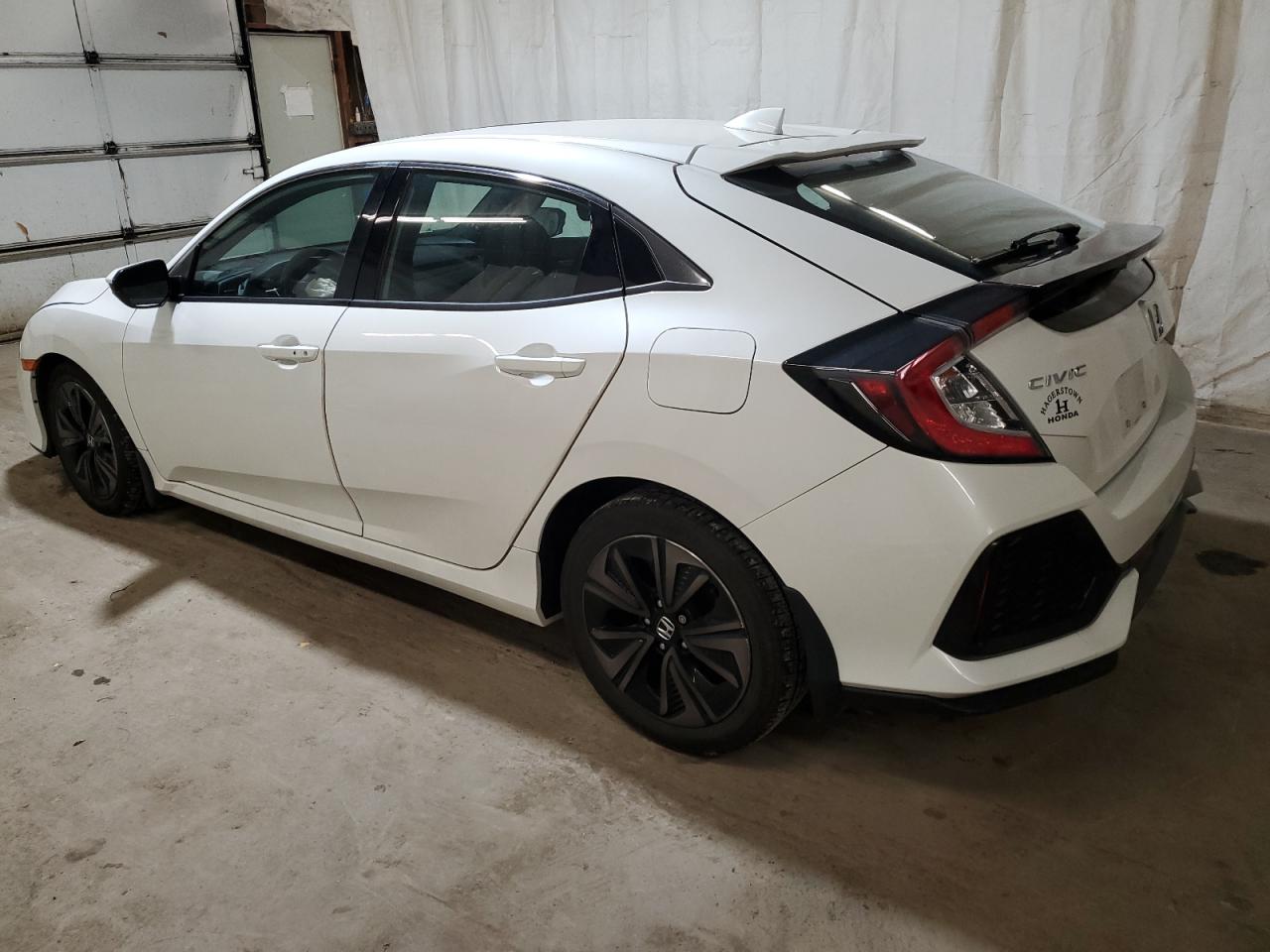 Image 2 of 2018 HONDA CIVIC EX 2018 with VIN SHHFK7H52JU208265